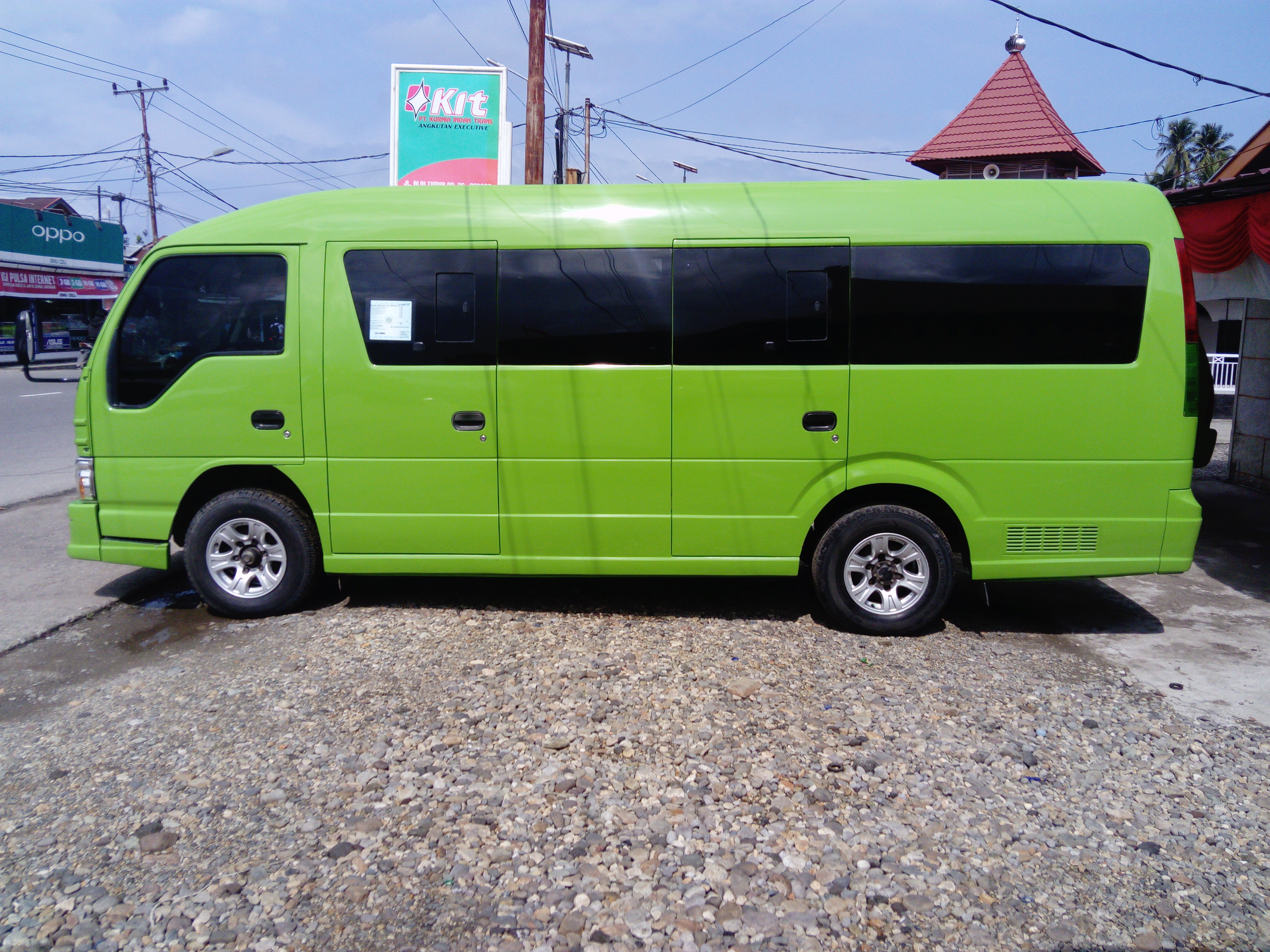 MINIBUS ISUZU ELF LONG